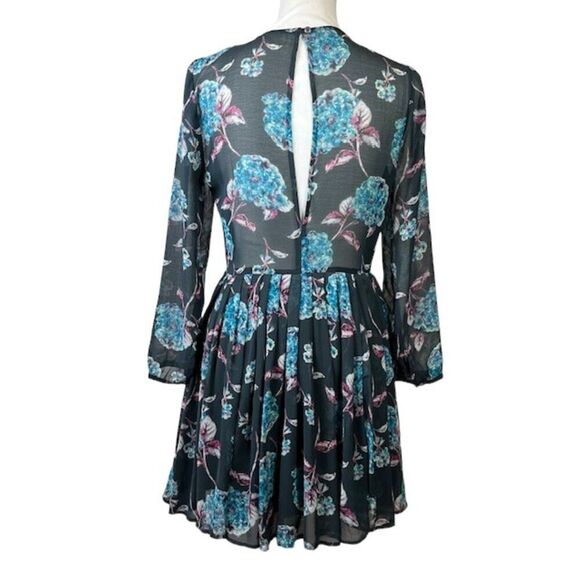 Kimchi Blue Nina Sheer Panel Dress Women's Gray Floral Aqua Pink Lined Size 4 - Picture 8 of 16